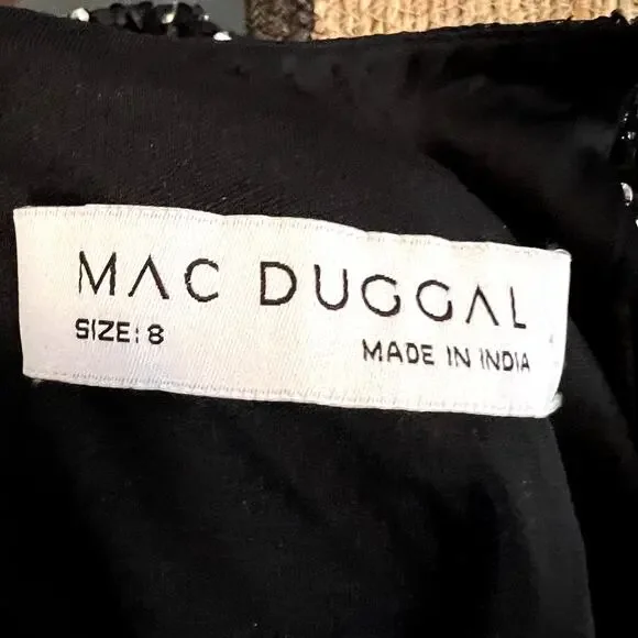 Mac Duggal Black 10883 Embellished Scoop Neck Tiered Formal Gown Dress size 8 - Picture 9 of 9